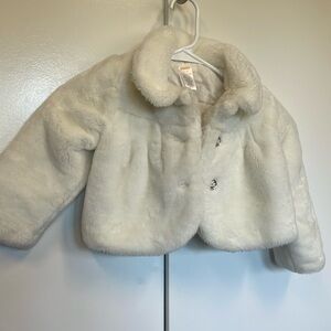 Gorgeous Gymboree faux fur coat - holidays, winter, polar bear costume. 2-3T